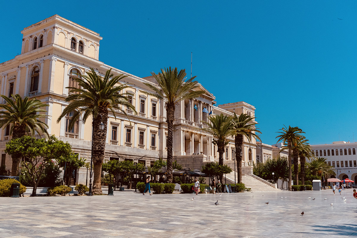 miaouli-square-syros Miaouli Square, Syros